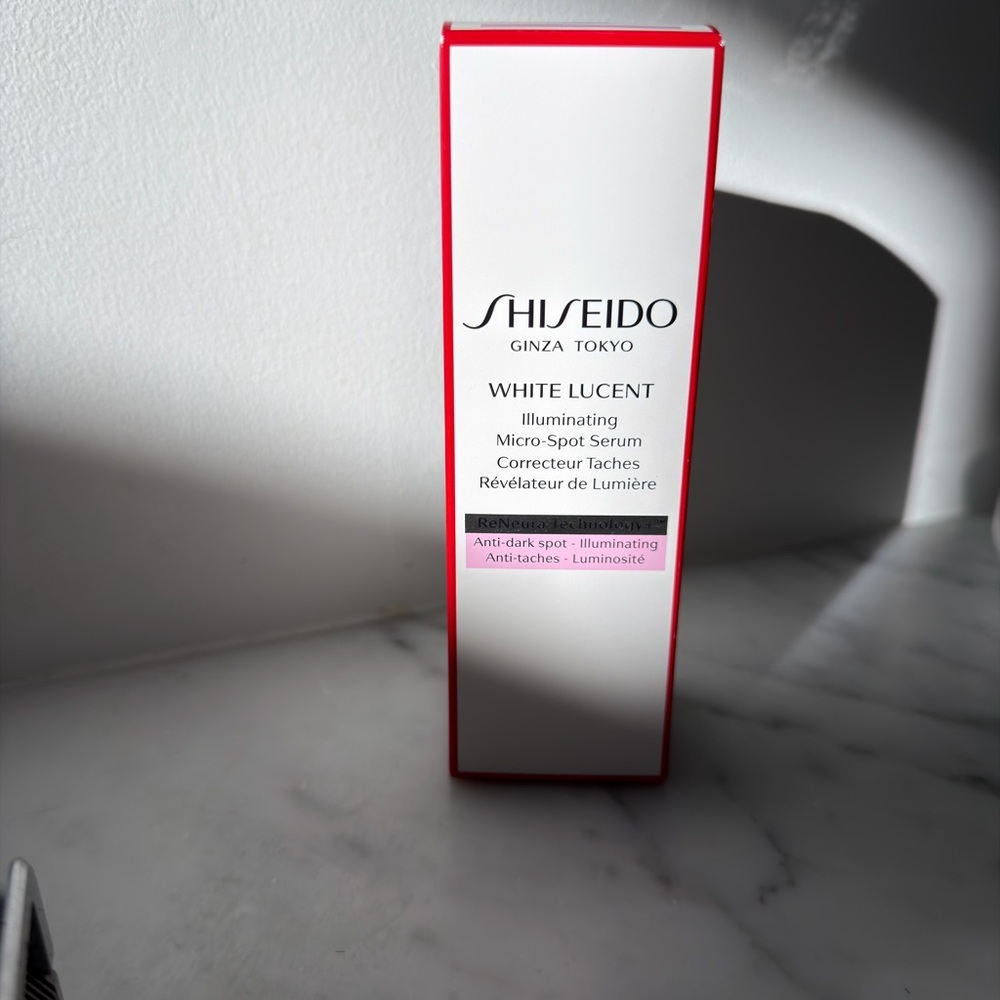 NWT Shiseido White Lucent Illuminating micro spot Serum
